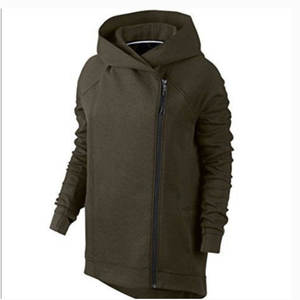 Nike tech cape